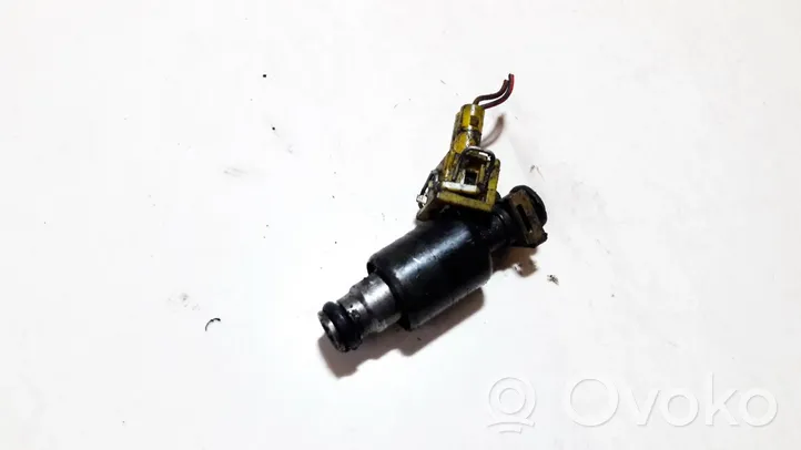 Opel Tigra A Injecteur de carburant 