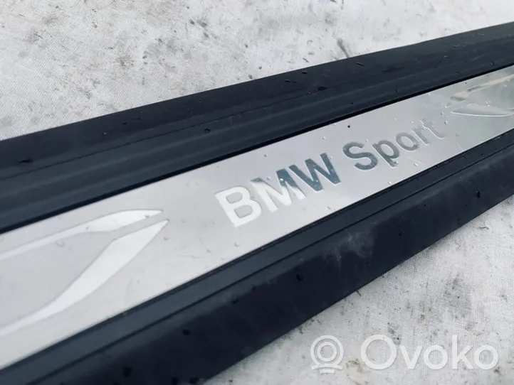 BMW 4 F32 F33 Listwa progowa przednia 18409609