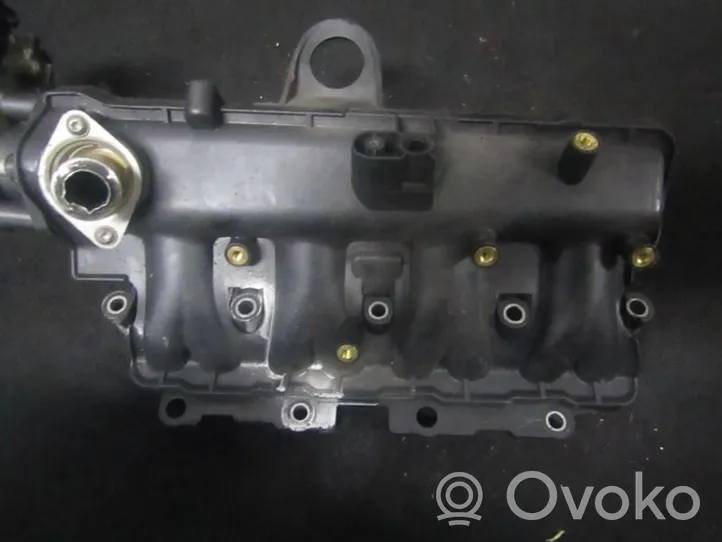 Opel Astra H Kolektorius įsiurbimo 55189595