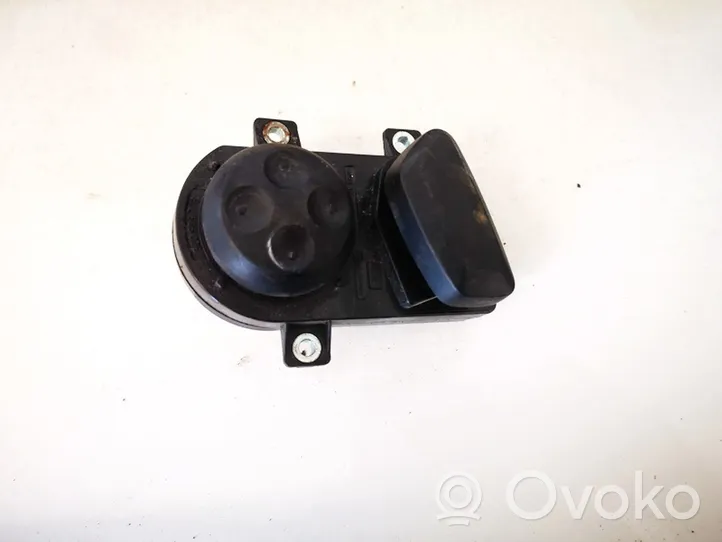 Volkswagen PASSAT B6 Interruttore di controllo del sedile 3c0959778