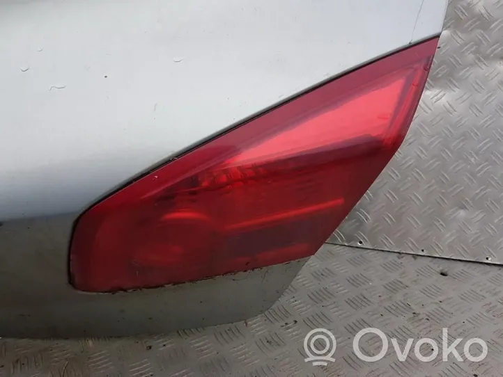 Renault Vel Satis Lampy tylnej klapy bagażnika 