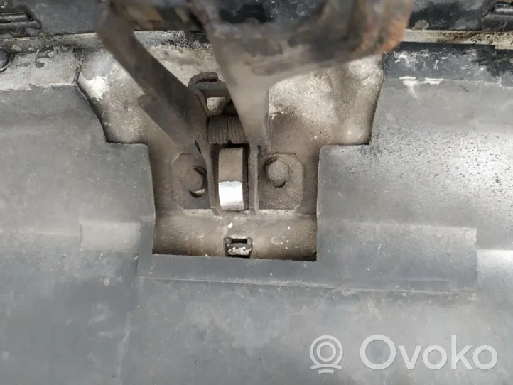 Audi 80 90 S2 B4 Poignée, déverrouillage du capot moteur 