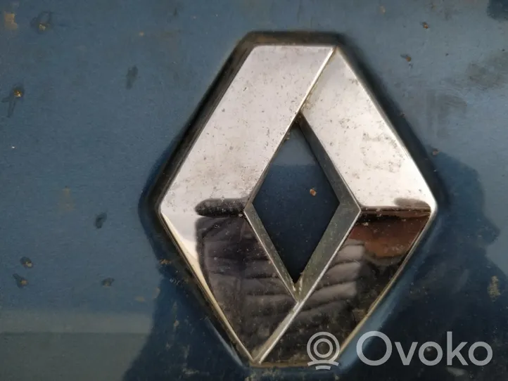 Renault Laguna I Manufacturer badge logo/emblem 