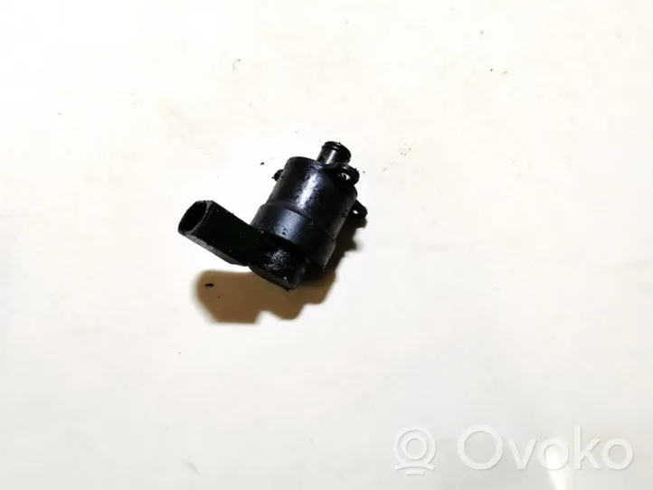 BMW 3 E46 Fuel pressure sensor 0928400537