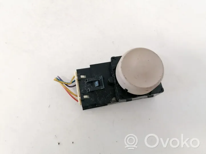 Opel Insignia A Interruptor de control del asiento 13285105