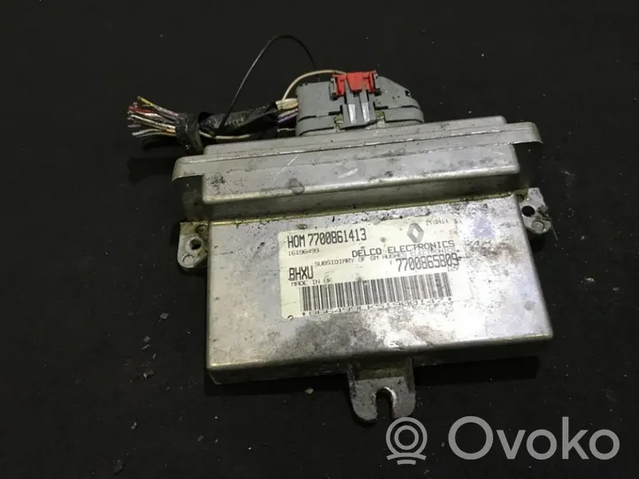 Renault Clio I Sterownik / Moduł ECU hom7700861413