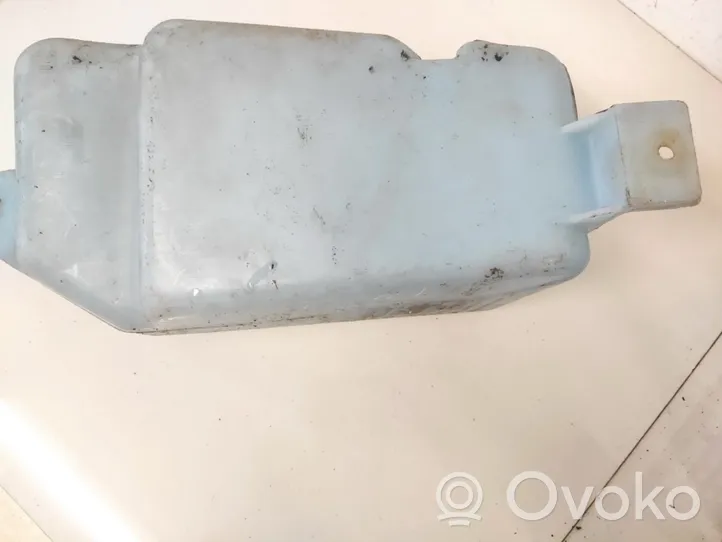 Volkswagen Polo II 86C 2F Réservoir de liquide lave-glace 