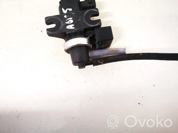 BMW X3 E83 Solenoidinis vožtuvas 2247906