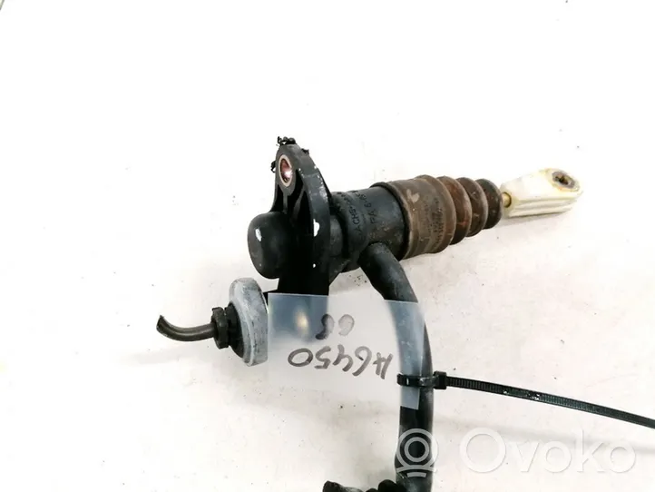 Audi A4 S4 B5 8D Główny cylinder sprzęgła 8E1721401