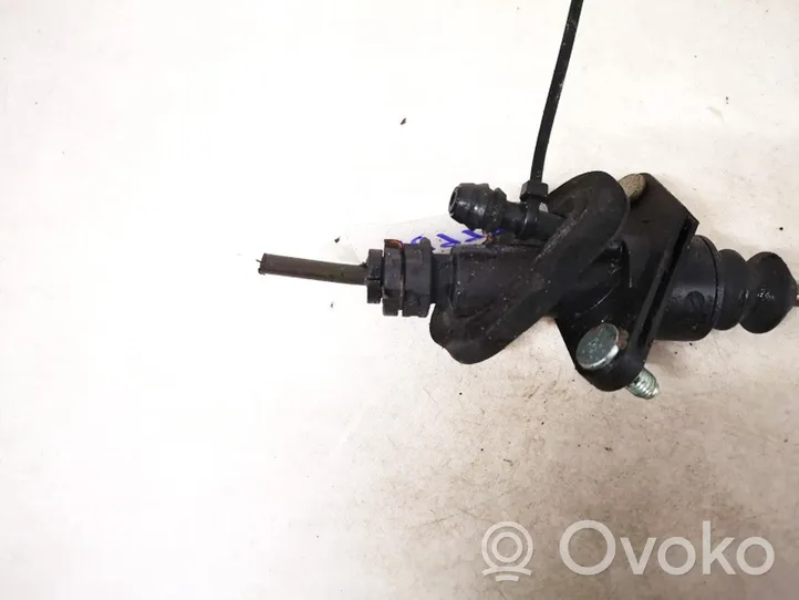 Opel Corsa C Główny cylinder sprzęgła 9126216