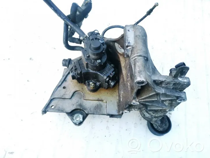 Opel Zafira B Pompe d'injection de carburant à haute pression 0445010156