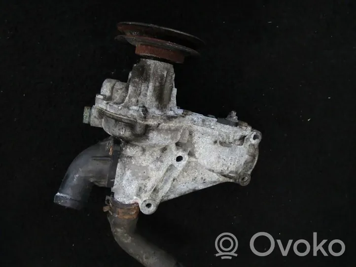 Audi A4 S4 B5 8D Pompa dell’acqua 050121013a