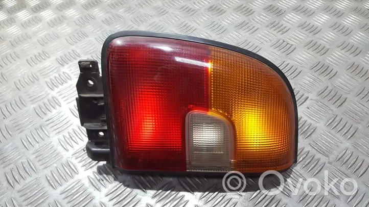 Toyota RAV 4 (XA10) Lampa tylna TOYOTA423