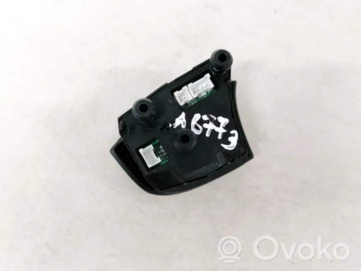 Volvo V50 Interrupteur / bouton multifonctionnel 8637491