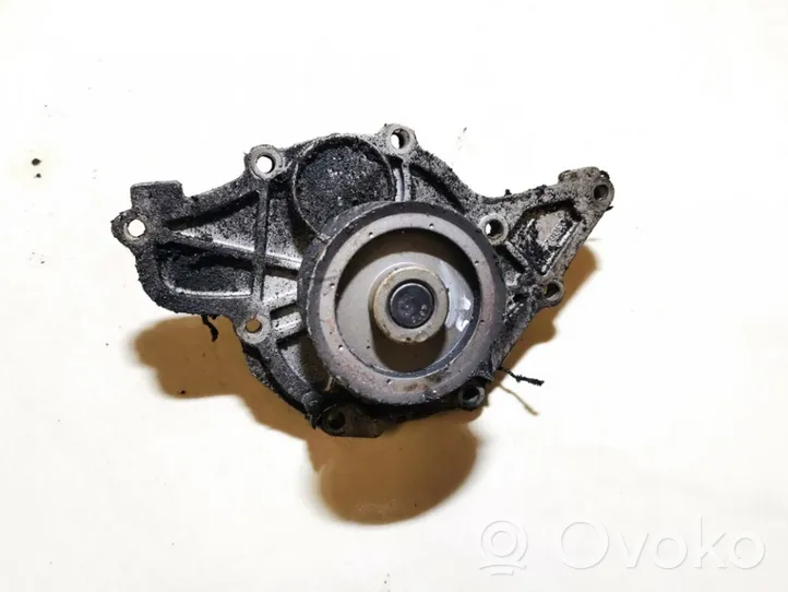 Audi A4 S4 B5 8D Pompe de circulation d'eau 03002296