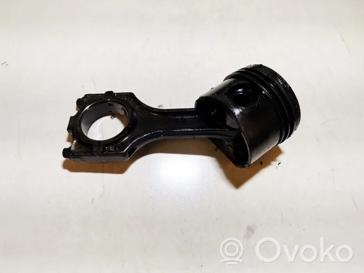 Opel Omega B1 Piston with connecting rod 989P