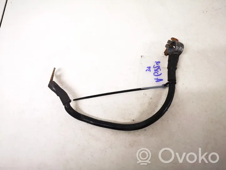 Audi A4 S4 B5 8D Cavo positivo (batteria) 