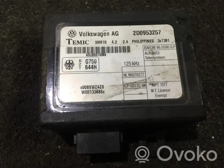 Volkswagen II LT Moduł / Sterownik immobilizera 2d0953257