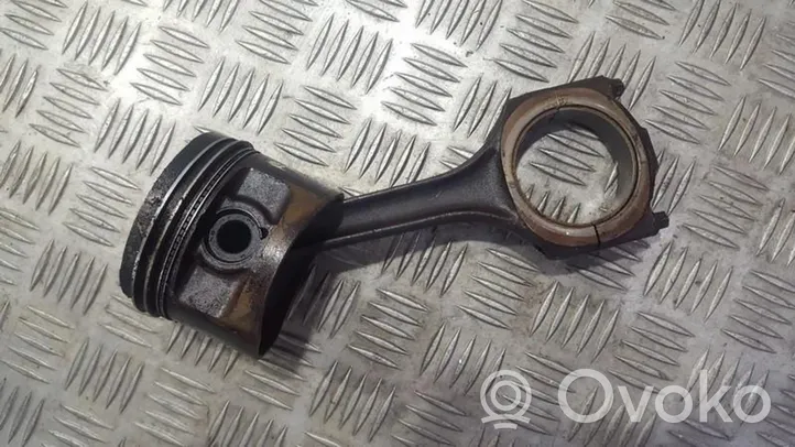 Audi A6 S6 C4 4A Piston with connecting rod 