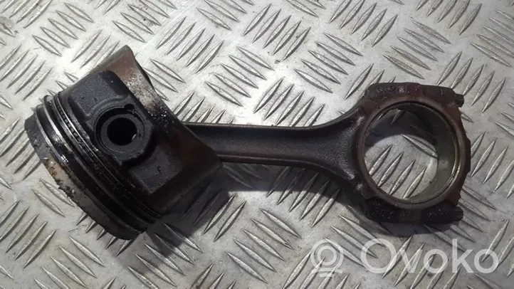 Audi A6 S6 C4 4A Piston with connecting rod 