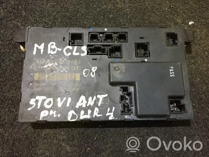 Mercedes-Benz CLS C219 Oven ohjainlaite/moduuli 2198200626