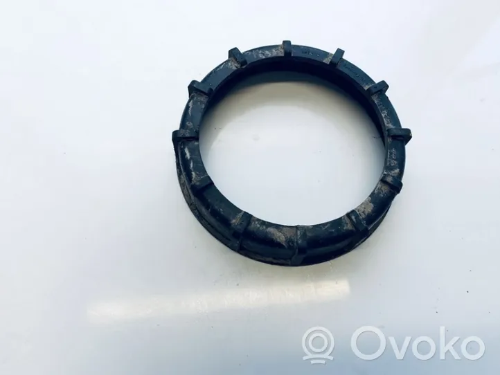 Volkswagen Golf IV Anello/dado di bloccaggio della vite della pompa del carburante nel serbatoio 321201375a