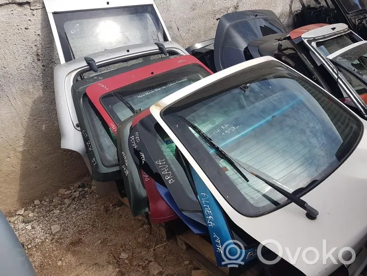 Ford Puma Aizmugurējais pārsegs (bagāžnieks) 