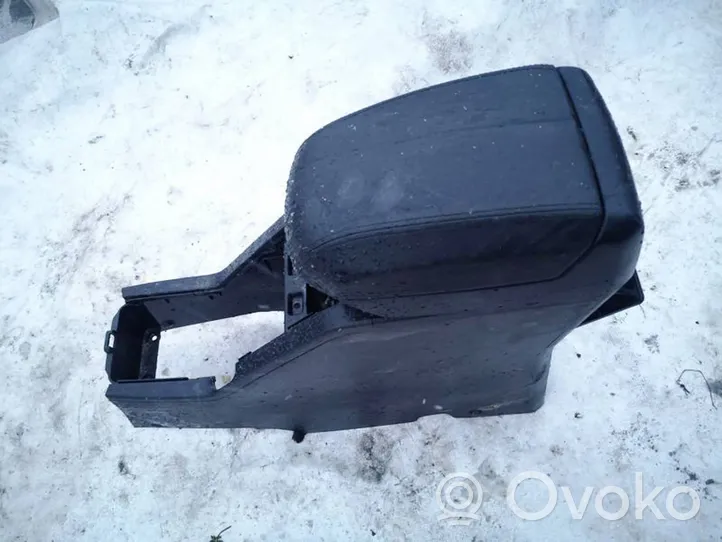 Chevrolet Captiva Armrest 