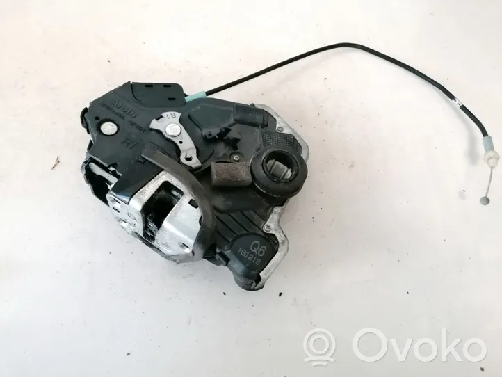 Toyota Urban Cruiser (XP110) Front door lock a046693