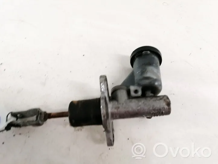 Nissan Terrano Główny cylinder sprzęgła 