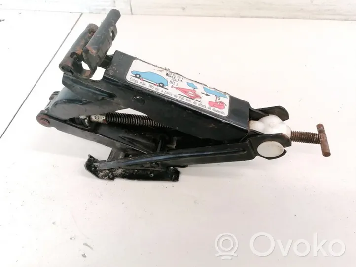 Volkswagen Caddy Lift Jack 1L0011031A