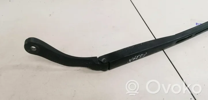 Citroen C4 I Front wiper blade arm 9650104080