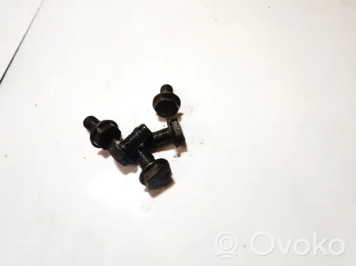 Volkswagen Polo IV 9N3 Nuts/bolts 