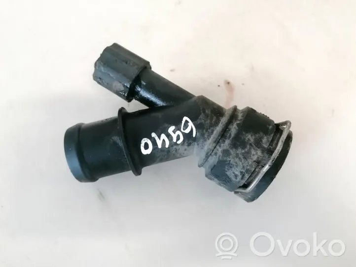 Volkswagen New Beetle Tuyau de liquide de refroidissement moteur 1j0121619a