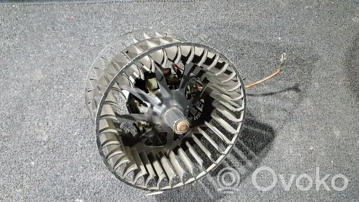 Opel Corsa B Pečiuko ventiliatorius/ putikas 1bb4213v