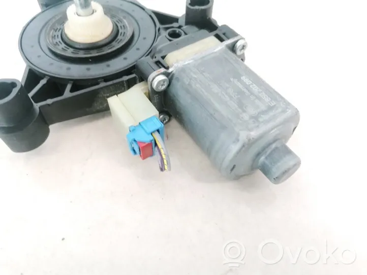 Audi A3 S3 8V Moteur de lève-vitre de porte avant 0130822717