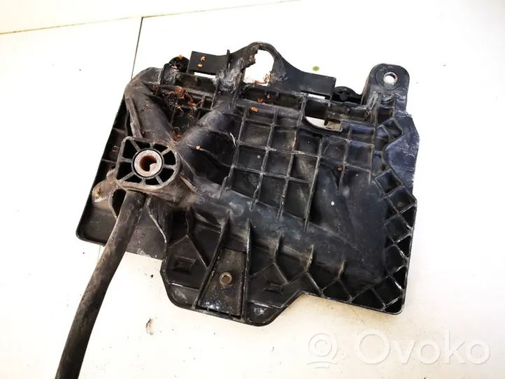 Volkswagen Polo IV 9N3 Support boîte de batterie 6q0915331d