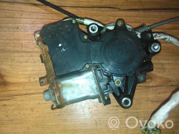 Mitsubishi Galant Moteur de lève-vitre de porte arrière mr215442