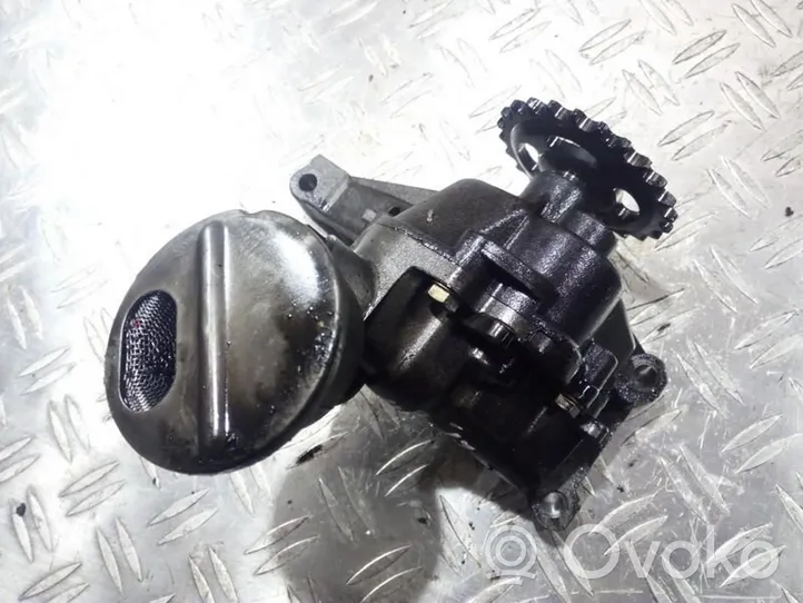 Mercedes-Benz E W210 Pompe à huile r6041810620