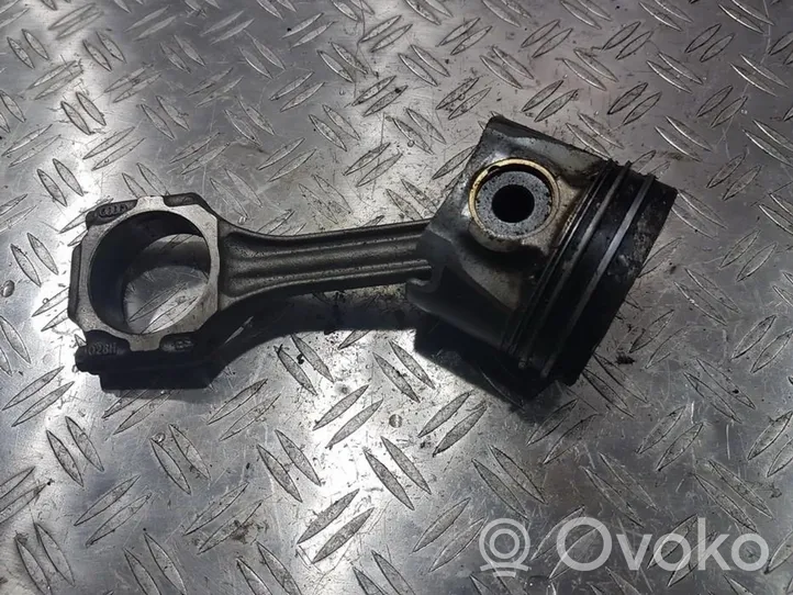 Volkswagen Transporter - Caravelle T4 Piston with connecting rod 