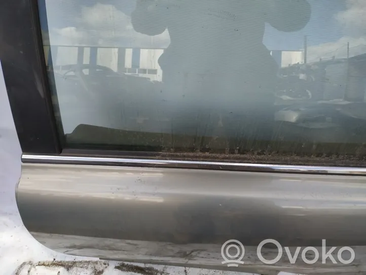 Toyota Avensis T250 Rivestimento modanatura del vetro della portiera posteriore 