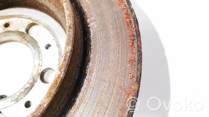 Volvo V70 Rear brake disc neventiliuojamas