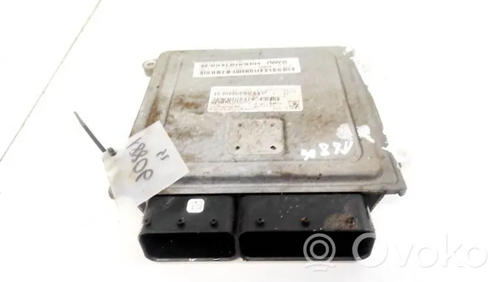 Dodge Avenger Sterownik / Moduł ECU P05150471AA