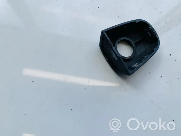 Toyota Avensis Verso Lastausoven suojatulppa 