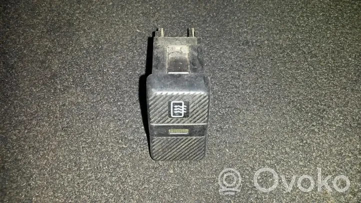 Volkswagen PASSAT B3 Przycisk / Przełącznik ogrzewania szyby przedniej / czołowej Nenustatyta