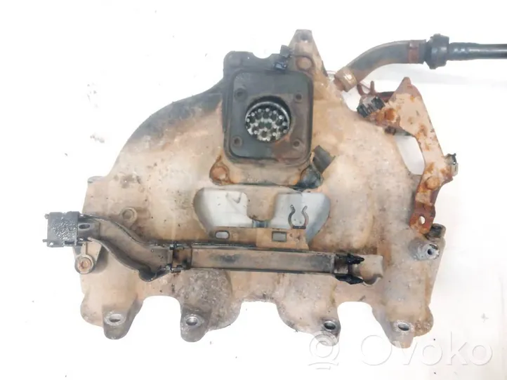 Volkswagen Golf III Intake manifold 032129713f