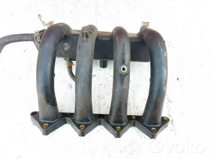 Hyundai Accent Intake manifold 