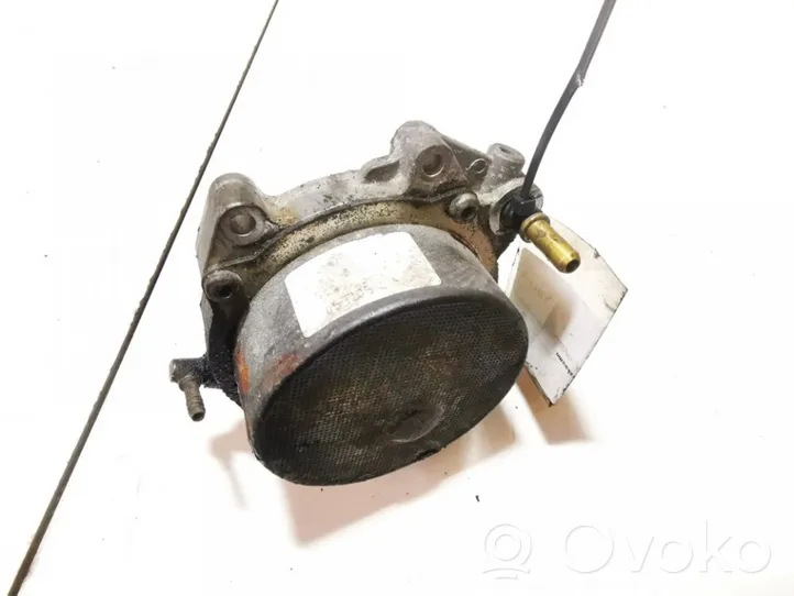 Opel Vectra C Vacuum pump 