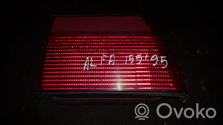 Alfa Romeo 155 Задний фонарь в кузове 