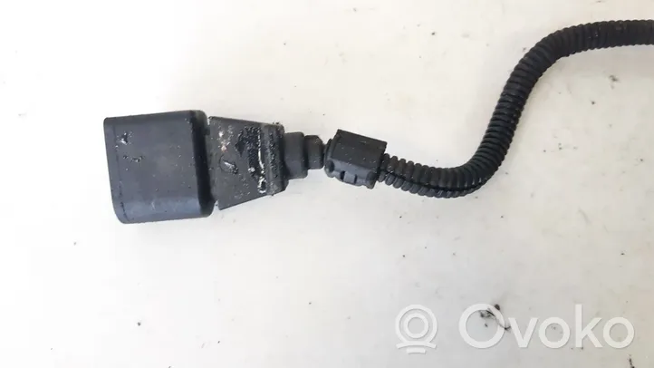 Volkswagen Golf IV Crankshaft position sensor 9805940